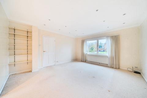 4 bedroom detached house for sale, Carlyon Close, Farnborough, Hampshire, GU14