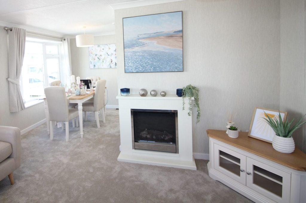 22 Sharpes Way Interior 2.jpg