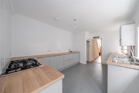 3 bedroom terraced house for sale, Cromwell Street, Mount Pleasant, Swansea