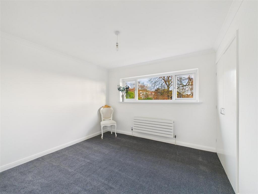 CAM03303 G0-PR0276-STILL010.jpg