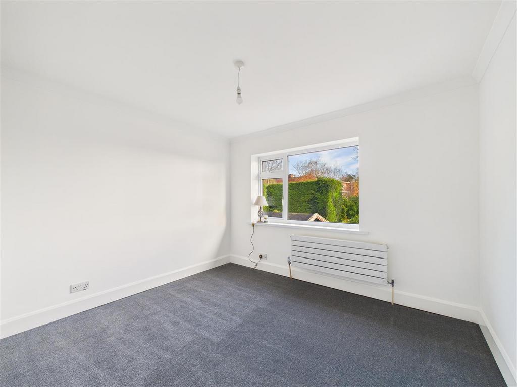 CAM03303 G0-PR0276-STILL001.jpg