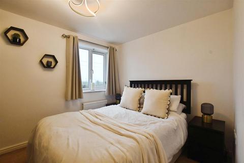 undefined, Hampstead Gardens, Kingswood, Hull