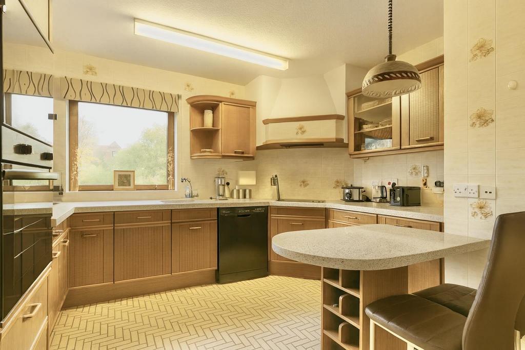 Kitchen: