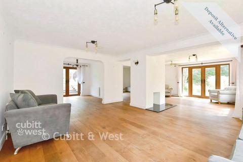 undefined, Crawley Lane Crawley RH10
