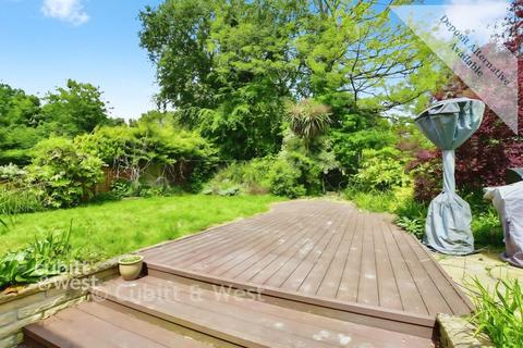 undefined, Crawley Lane Crawley RH10