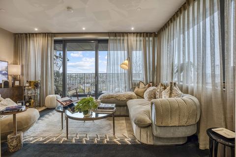 3 bedroom apartment for sale, Chalk Farm Road, London, NW1