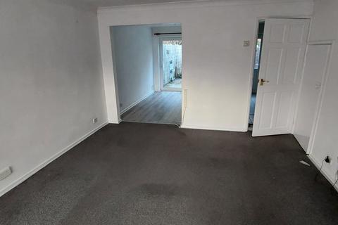 undefined, Pinewood Park, Farnborough, GU14