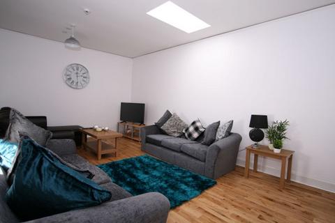 undefined, Wellington Street, Gloucester GL1