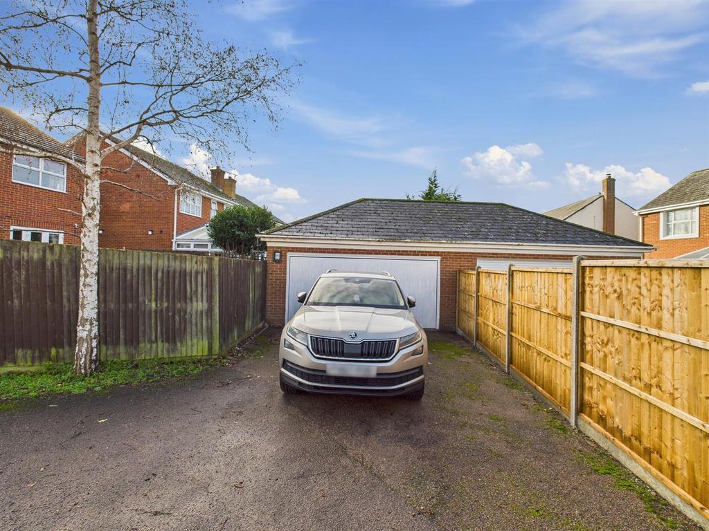 CAM02435 G0-PR0099-STILL026.jpg