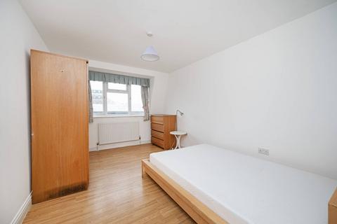 undefined, Bethnal Green Road, Tower Hamlets, London, E2