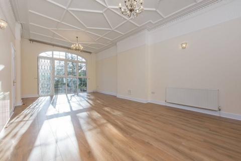 undefined, South Hampstead, South Hampstead, London, NW6