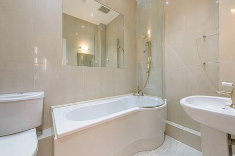 3 bedroom flat to rent, South Hampstead, South Hampstead, London, NW6