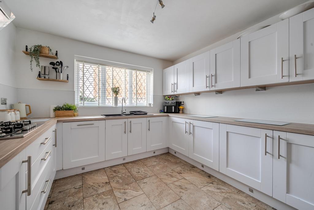 1388691-13-693a9e89e48c5