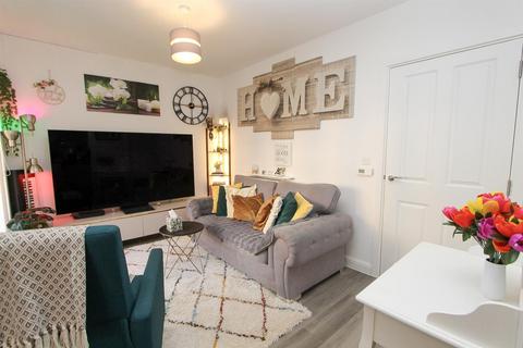 undefined, London Road, Wallington SM6