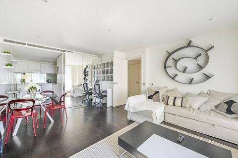 Pan Peninsula, Canary Wharf, London, E14