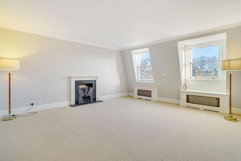 2 bedroom flat for sale, Lennox Gardens, Knightsbridge SW1X