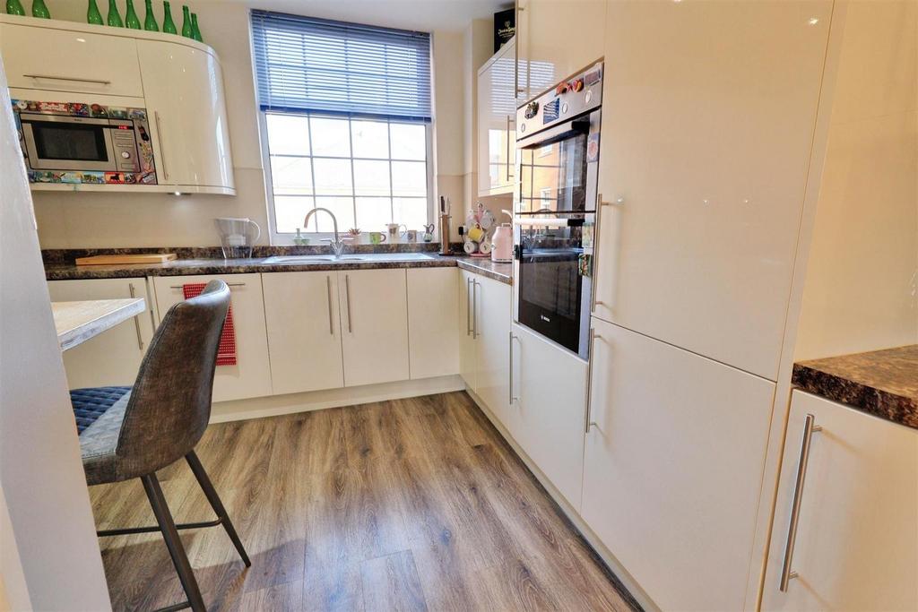 Ee0fca08-IMG 0465-IMG 0467.jpg