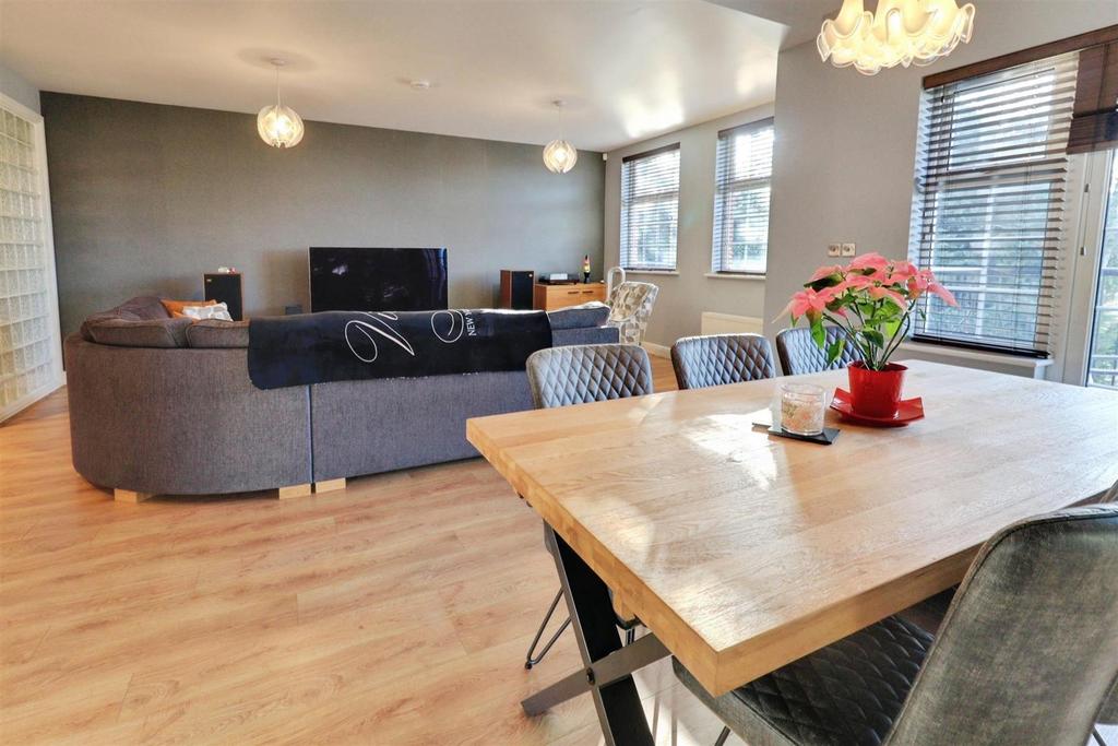 73dce4ec-IMG 0429-IMG 0431.jpg