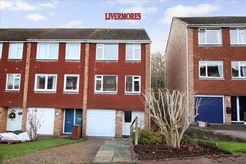 undefined, Green Way, Tunbridge Wells