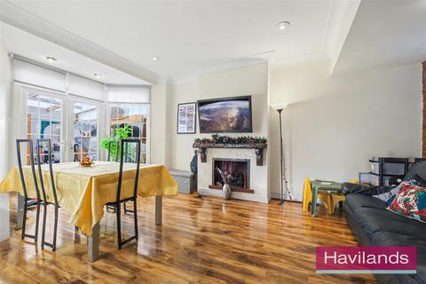undefined, Laburnum Grove, London