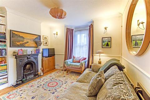 2 bedroom end of terrace house for sale, Bynes Road, South Croydon