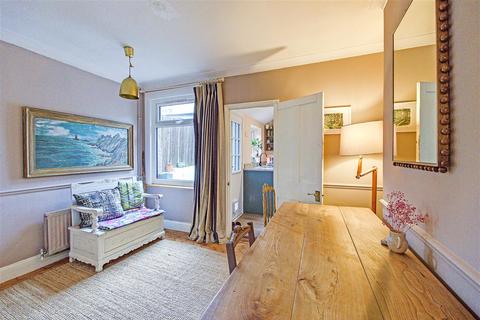 2 bedroom end of terrace house for sale, Bynes Road, South Croydon