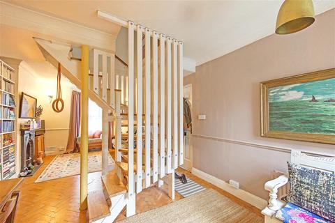2 bedroom end of terrace house for sale, Bynes Road, South Croydon