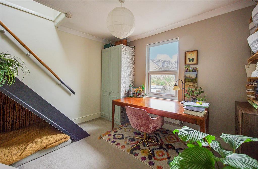 2nd Bedroom
