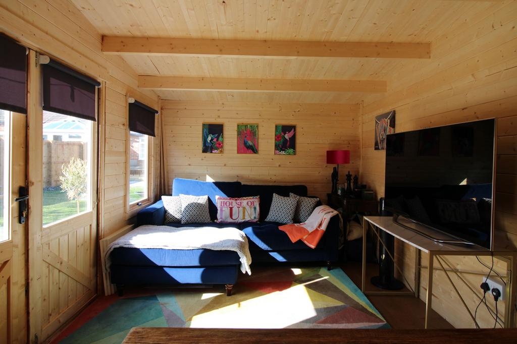 Summer House / work space.