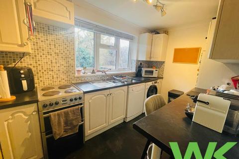 2 bedroom maisonette for sale, Manorford Avenue, West Bromwich, B71