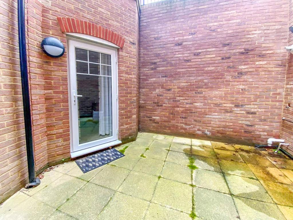 29b Exton courtyard