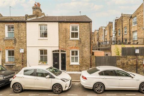 2 bedroom end of terrace house to rent, Lindsell Street, London SE10