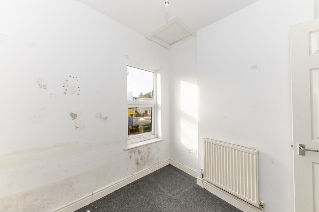 62 Winteringham Road-19
