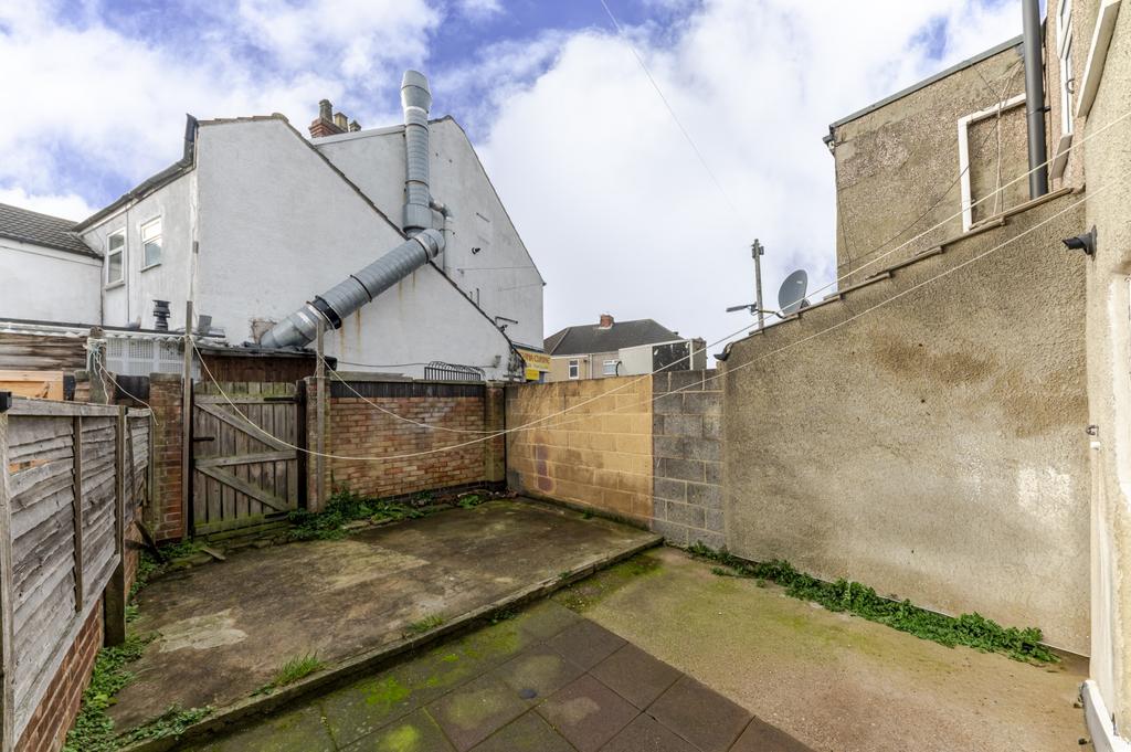 62 Winteringham Road-20