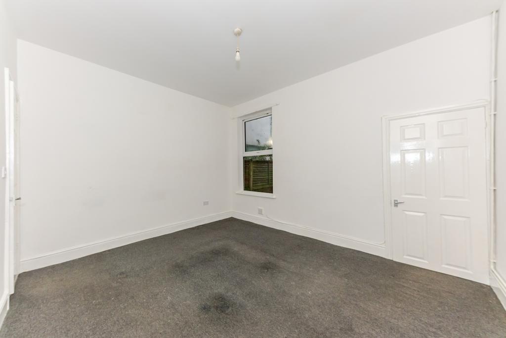 62 Winteringham Road-9