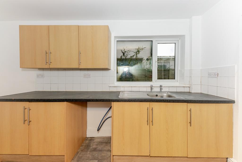 62 Winteringham Road-16