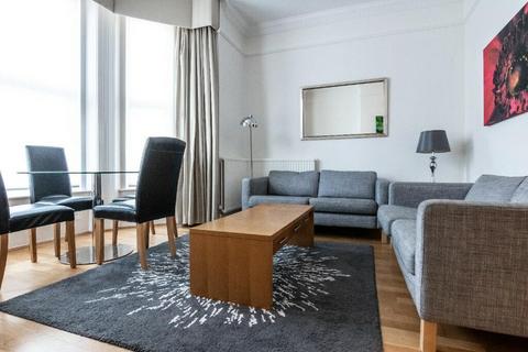 2 bedroom apartment to rent, Kew Gardens Road, Richmond TW9