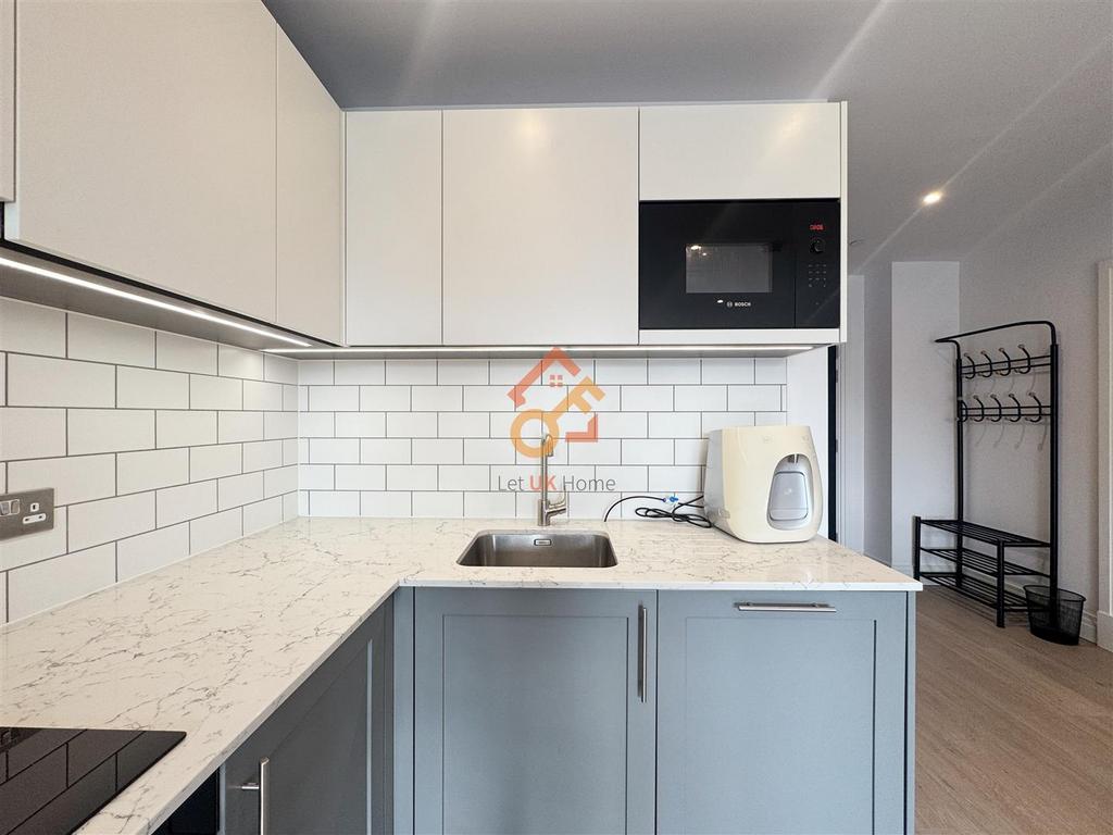 ???? 2025-12-12 162210 725.jpg