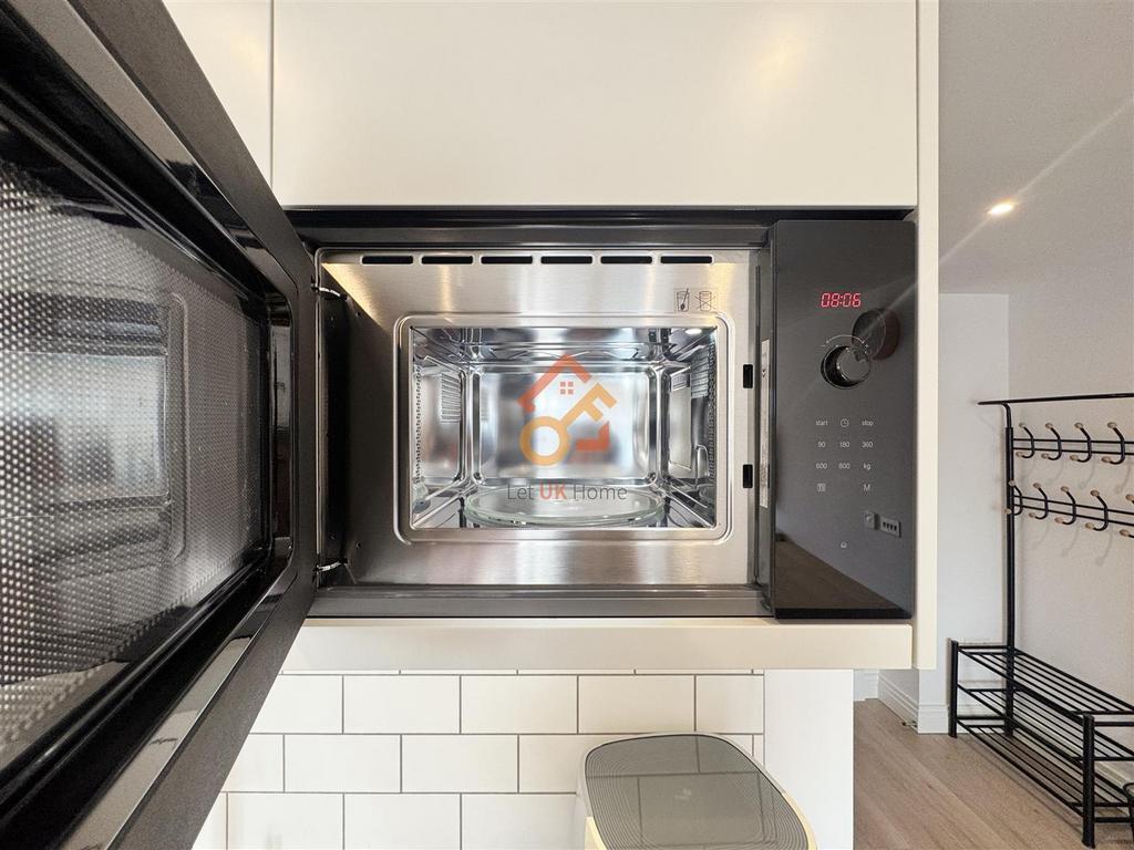 ???? 2025-12-12 162200 948.jpg