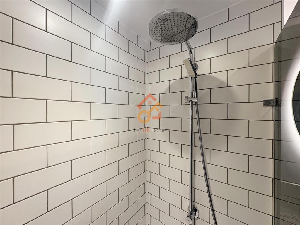 ???? 2025-12-12 162102 751.jpg