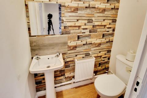 undefined, Bank End Close, Bolton upon Dearne S63