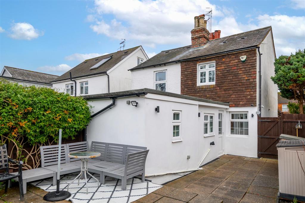 165 Albert Road externals-19.jpg