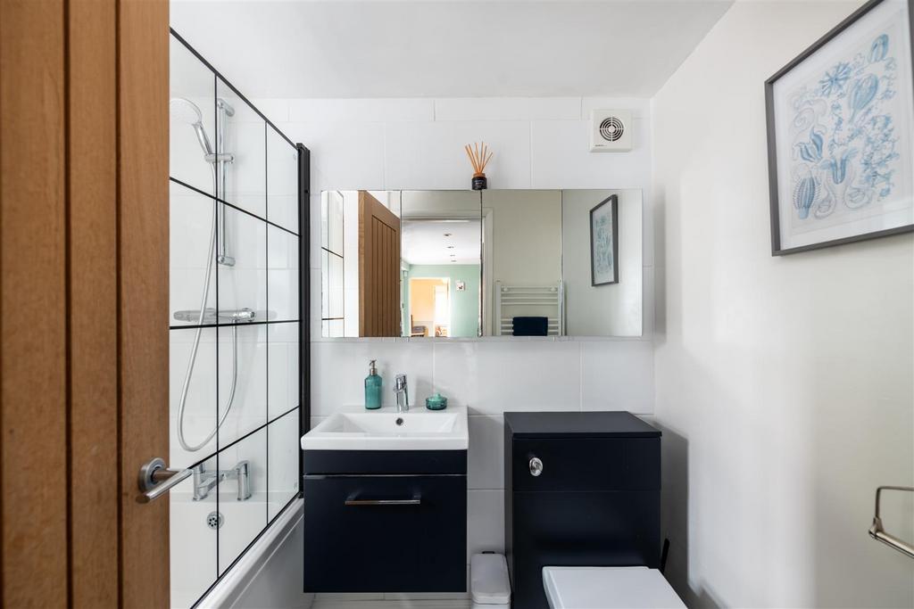 165 Albert Road internals-3.jpg