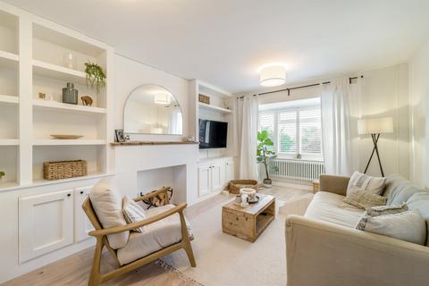 4 bedroom detached house for sale, Maddox Close, Osbaston, Monmouth