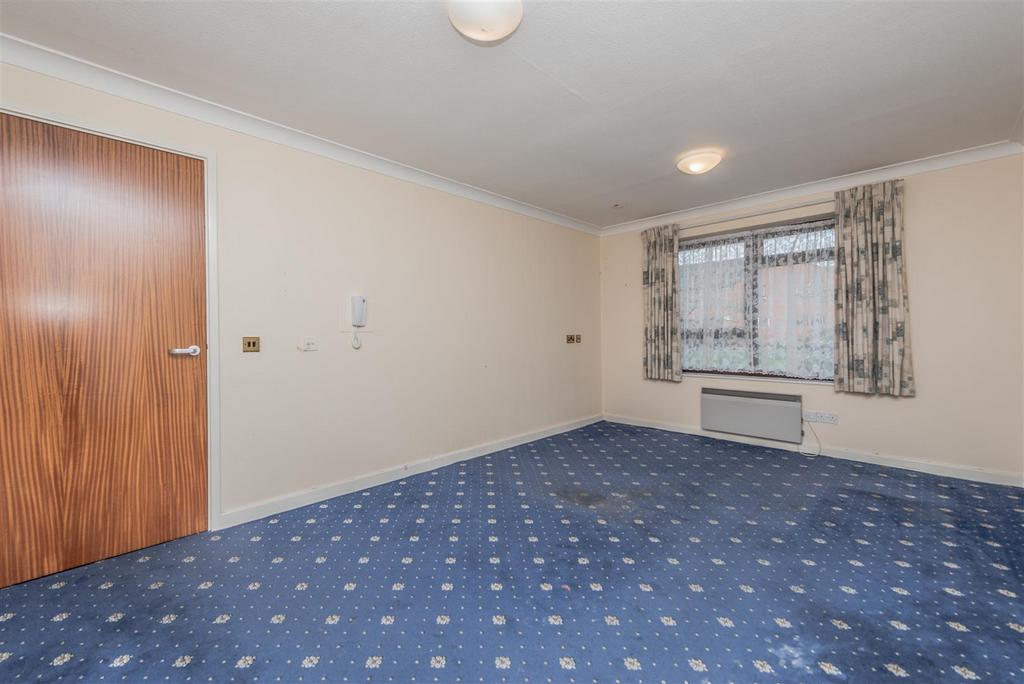 Living Room & Dining Area: