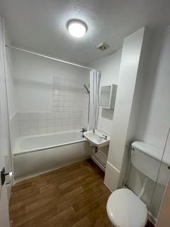 2 bedroom flat to rent, Footscray High Street, Sidcup