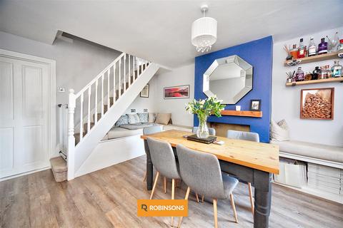 2 bedroom terraced house for sale, Rothschild Road, Wing