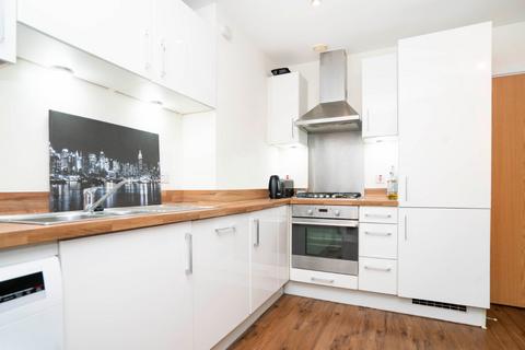 2 bedroom apartment for sale, Southcott Road, Teddington, TW11