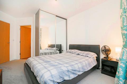 2 bedroom apartment for sale, Southcott Road, Teddington, TW11