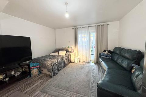 3 bedroom terraced house for sale, Rodgers Close, Elstree